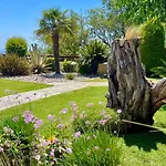 Villa Almond *