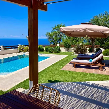 Villa Almond *