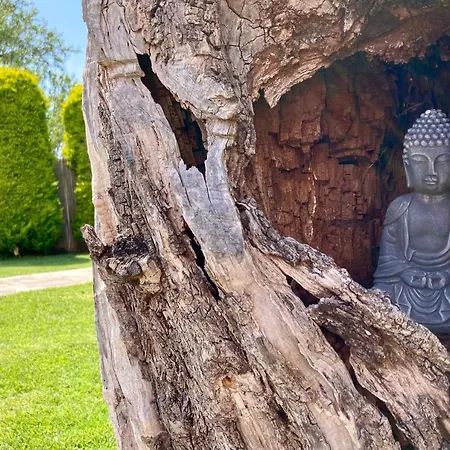 Villa Almond Kalamítsi