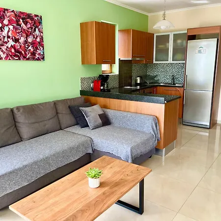 Villa Almond
